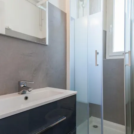 Charming Retro-chic Flat At The Heart Of / Juan-les-pins * Antibes